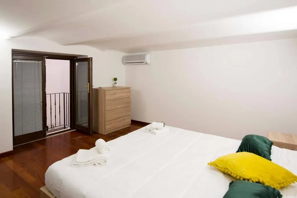 In Center Benni Apartment Palermo Italy
